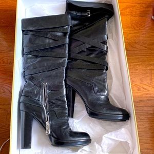 Michael Kors Greenwich Belted Boots Black